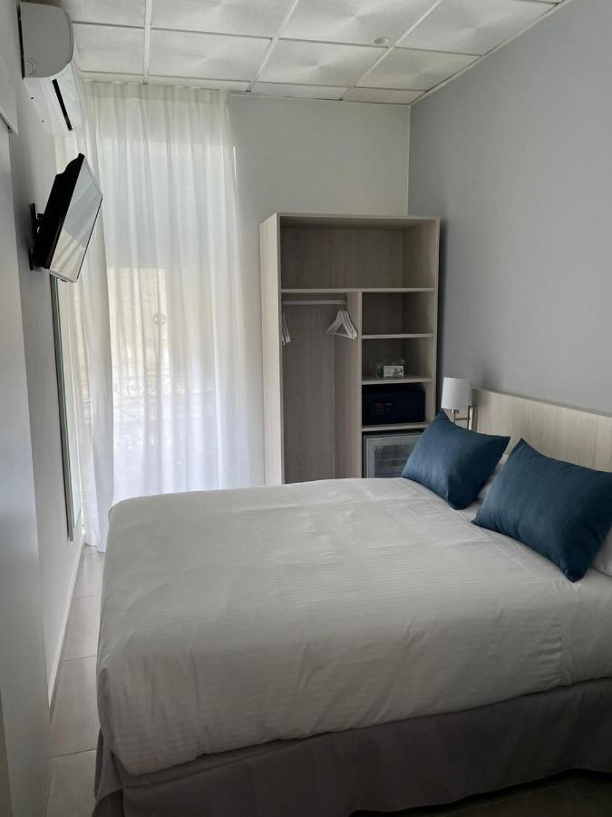 Lc Hotel Urbano Аликанте Екстериор снимка
