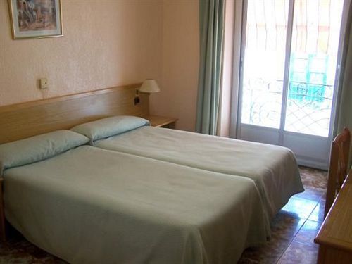 Lc Hotel Urbano Аликанте Екстериор снимка