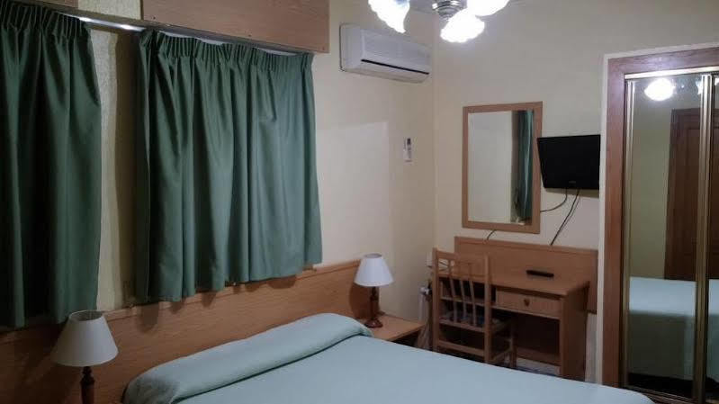 Lc Hotel Urbano Аликанте Екстериор снимка